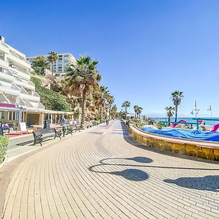 In By Playa Carihuela 托雷莫利诺斯