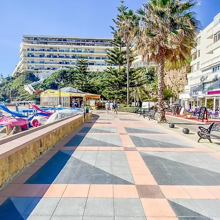 In By Playa Carihuela